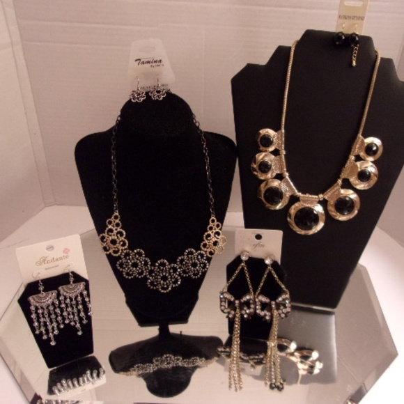 NWTS RETAIL $81 2 NECKLACES 4 EARRINGS ANDANTE EFM - Picture 1 of 8